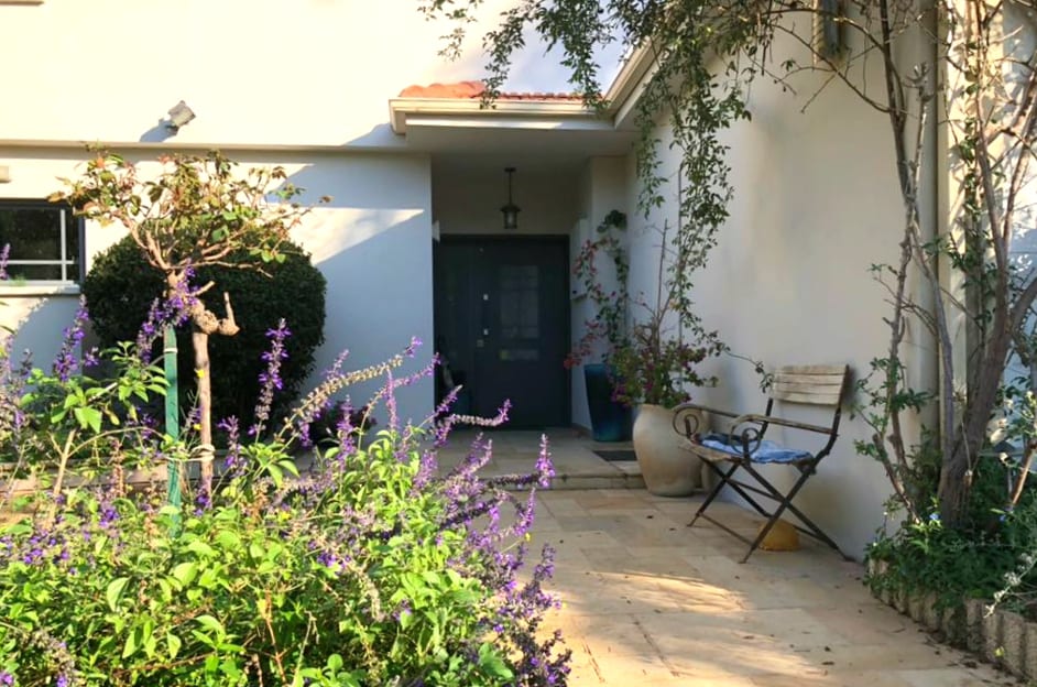 למכירה בית על חצי דונם בקדימה בכפר